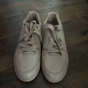 Guess Tan Sneakers Casual Low-Top Design